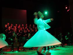 Itri'nin bestelerini seslendirdiler